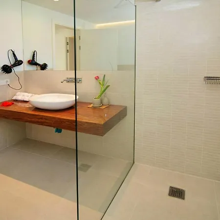 Elegant House In With Private Pool San José